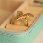 Load image into Gallery viewer, Golden Textured Heart Statement Ring