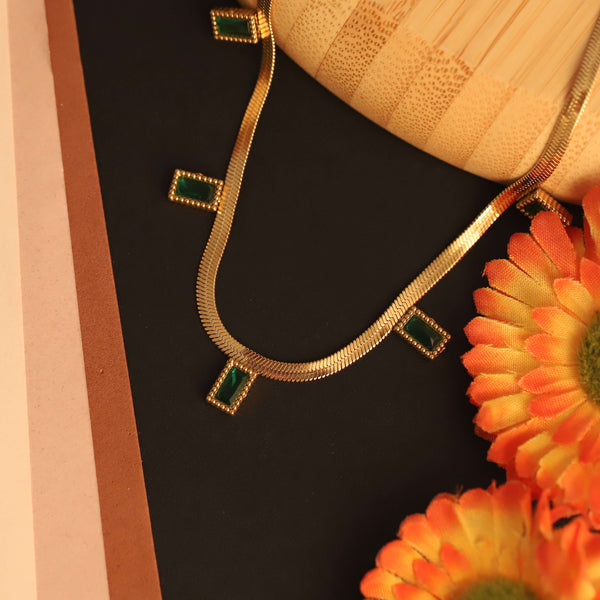 Emerald Royale Charm Necklace – 18K Gold-Plated