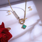 Load image into Gallery viewer, Green Clover Charm Toggle Necklace Set