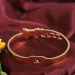 Load image into Gallery viewer, Pearl Heart Bow Charm Bangle – Premium Anti-Tarnish Bracelet