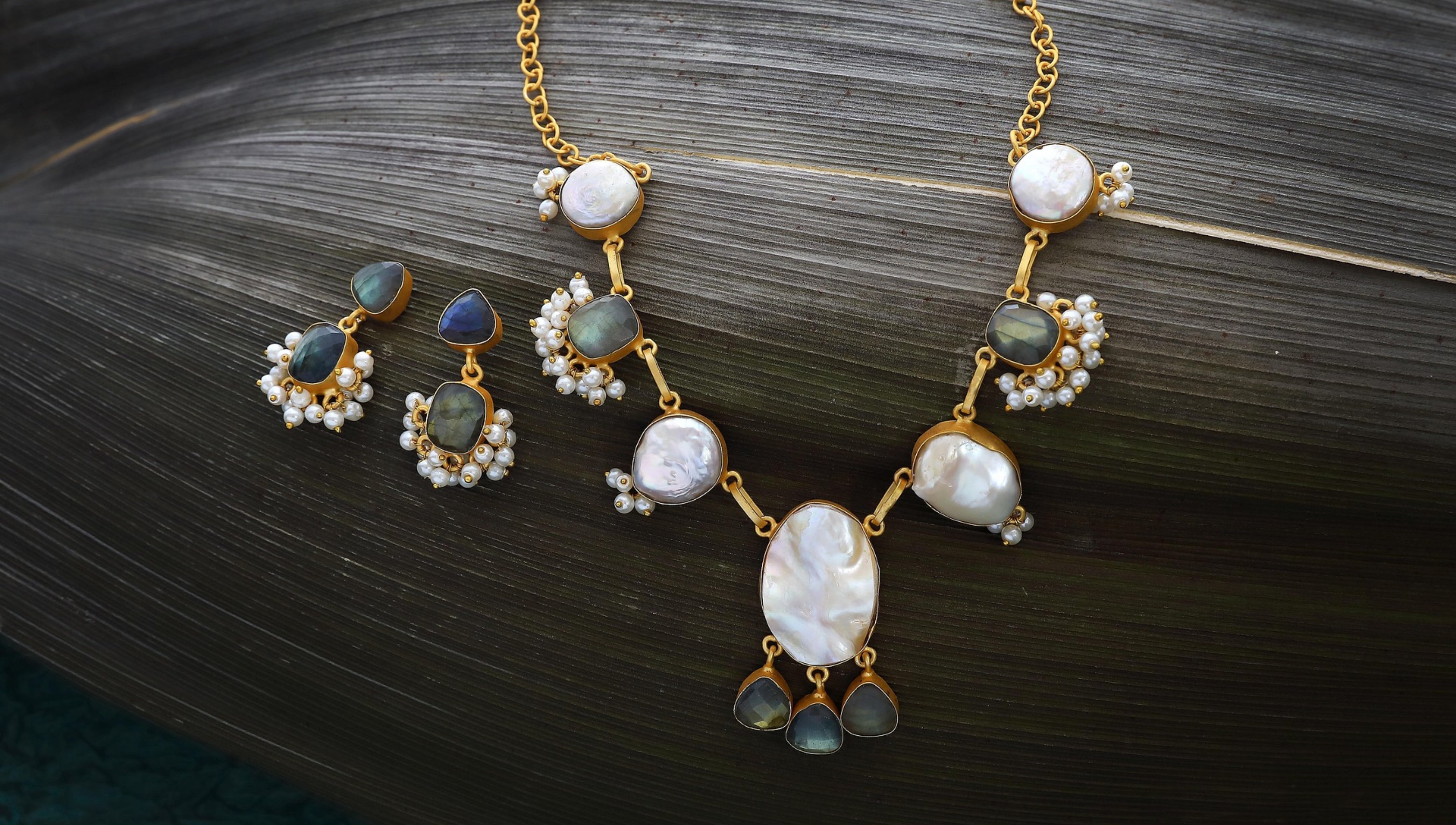 How to Choose Jewellery That Matches Your Face Shape