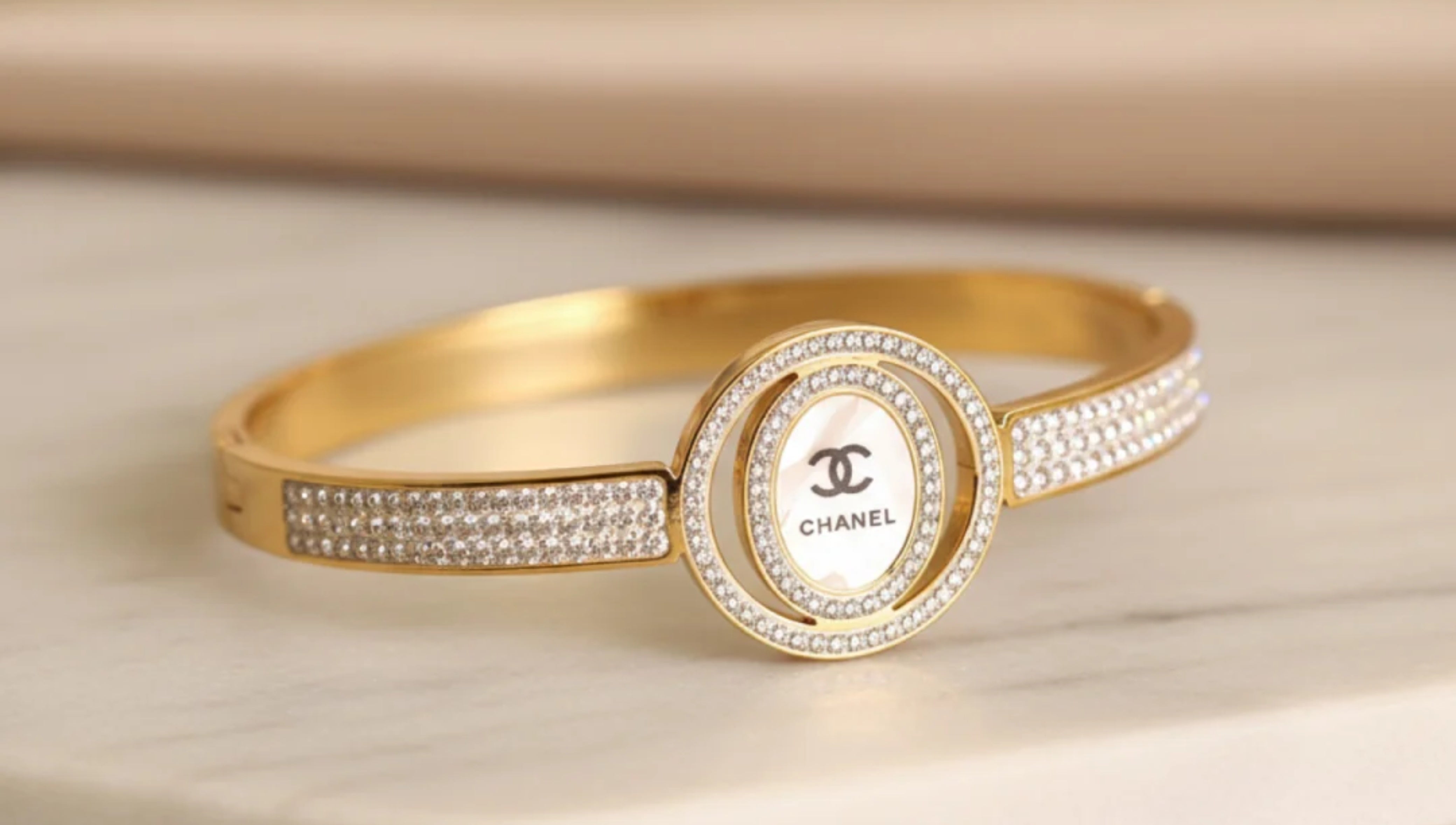 Why Jewellery Tarnishes: Causes, Prevention & Fixes