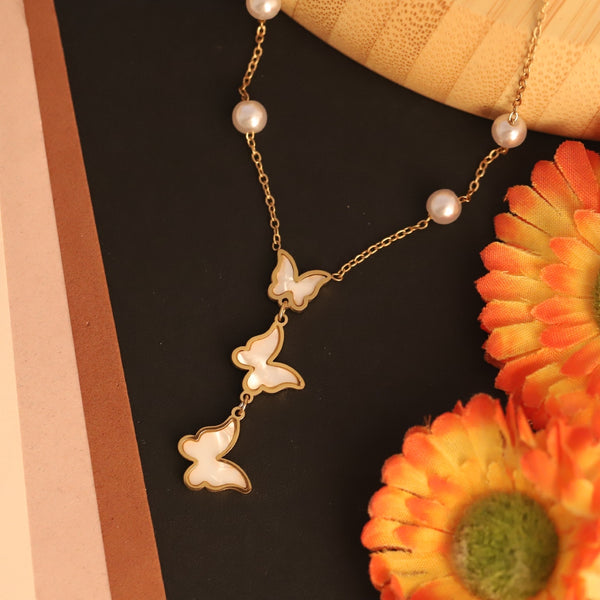 Butterfly Bliss Anti-Tarnish Pearl Necklace