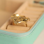 Load image into Gallery viewer, Golden Abstract Heart Statement Ring
