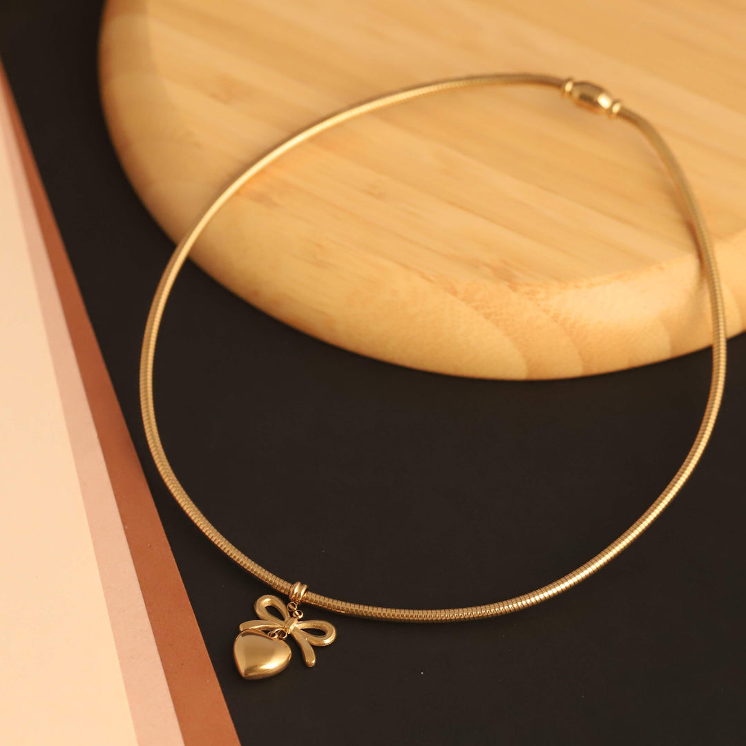 Golden Bow Heart Charm Snake Chain Choker – Premium Anti-Tarnish