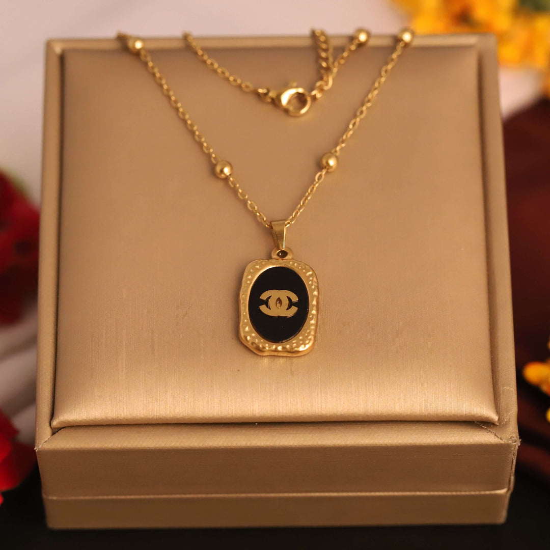 Luxe Black Emblem Pendant Necklace Anti-Tarnish Gold