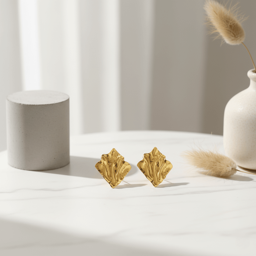 luxe-gold-ripple-textured-stud-earrings-ser-200