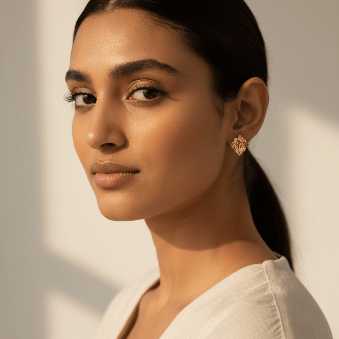 luxe-gold-ripple-textured-stud-earrings-ser-200