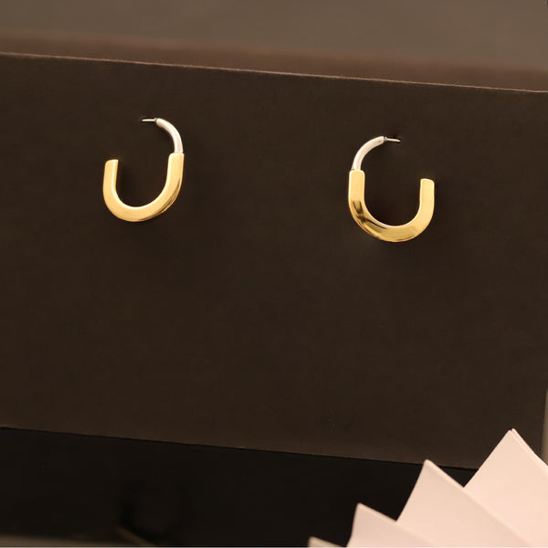 golden-u-shape-hoop-earring-seg-249