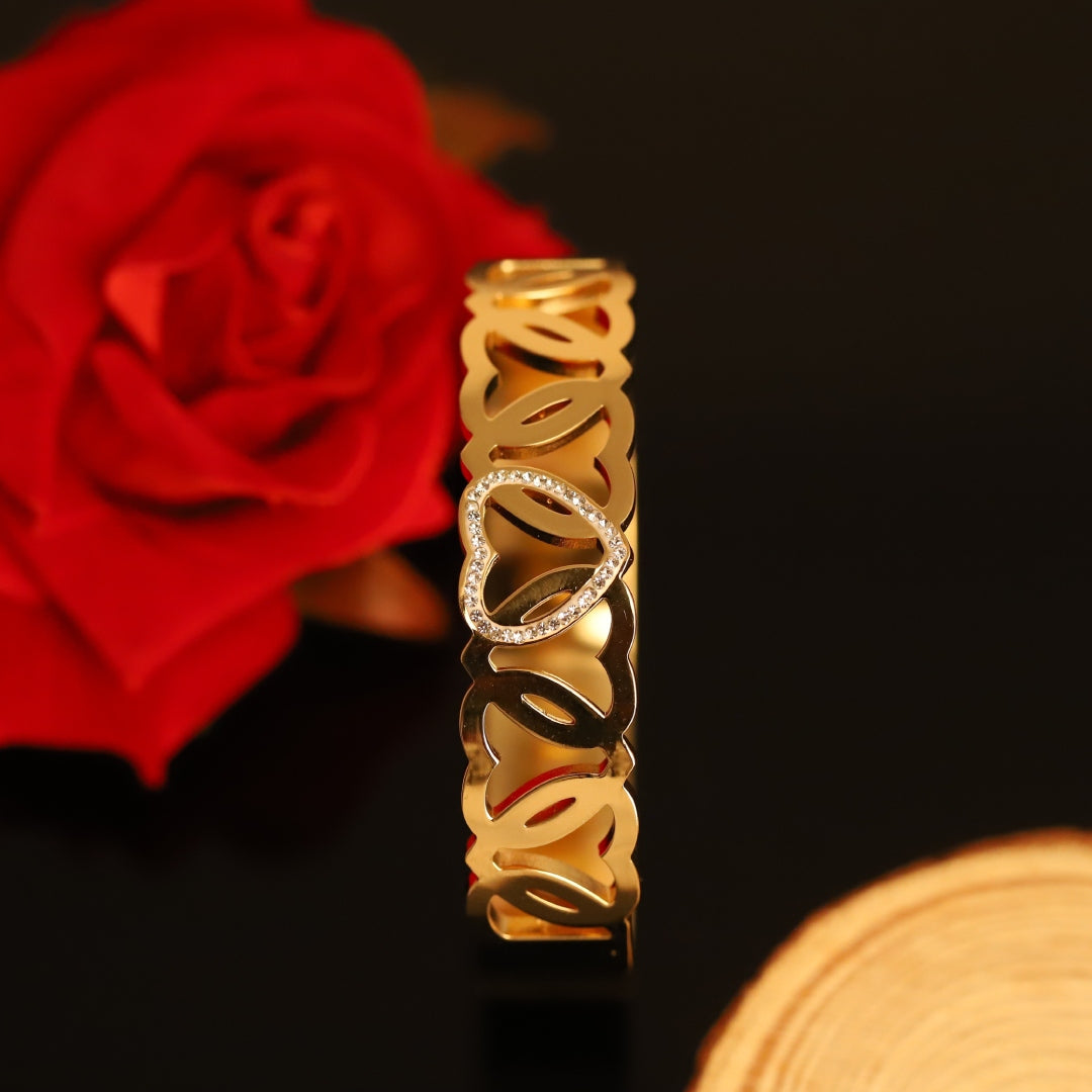 Crystal Heart Cut-Out Bangle – Anti Tarnish Gold Plated