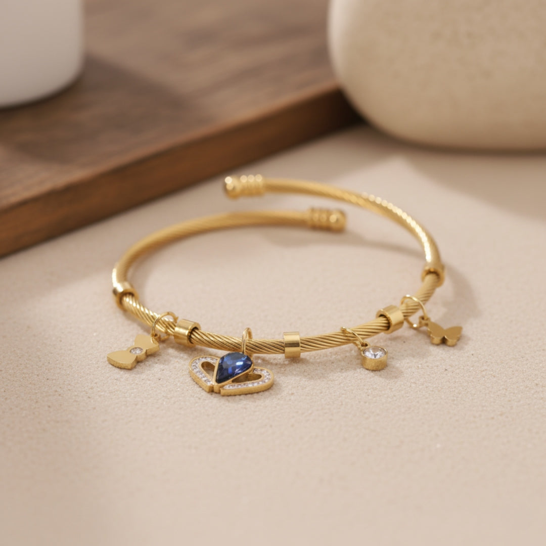 Blue Heart Charm Cable Bracelet – Anti Tarnish Gold Plated