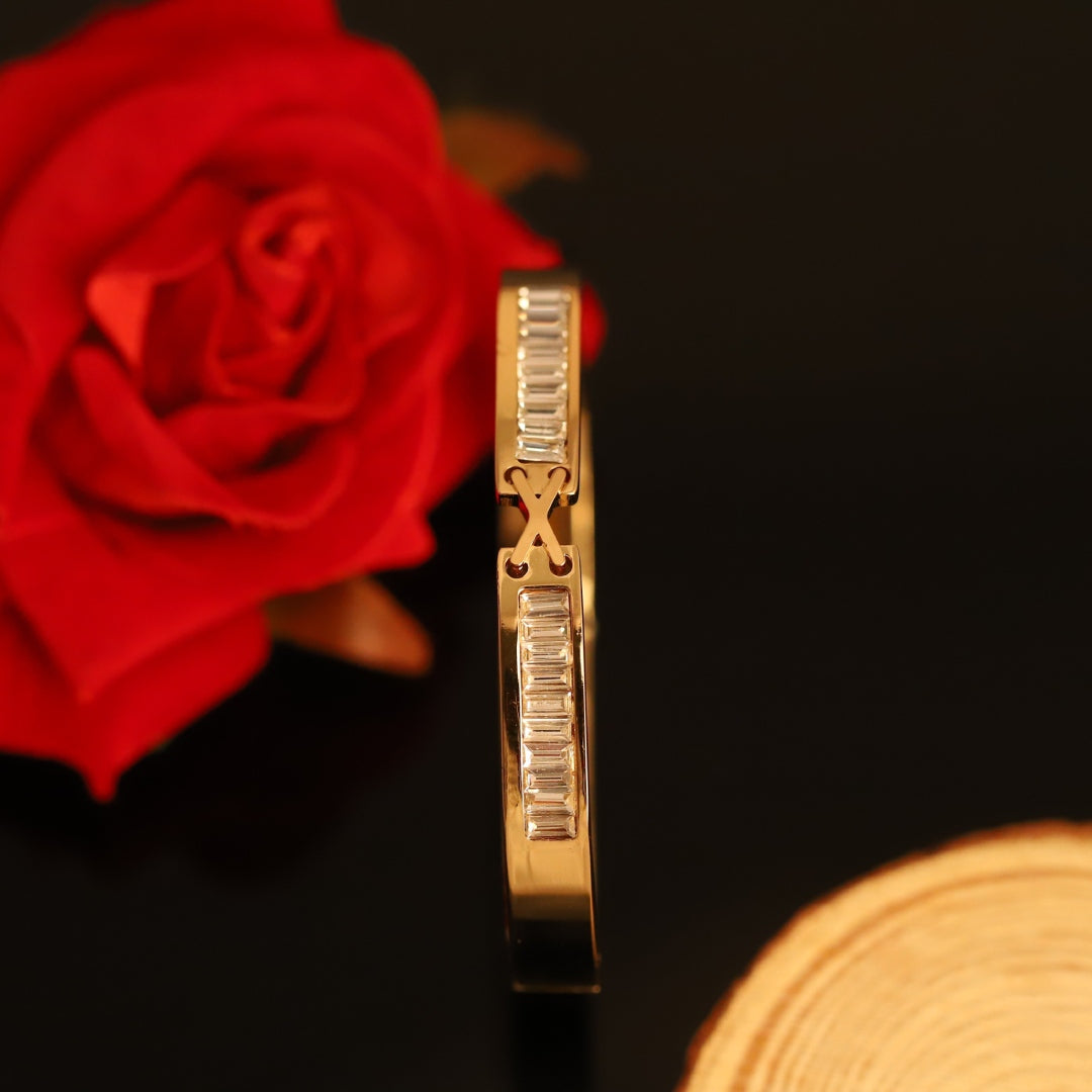 Crystal Baguette Elegance Bangle – Premium Anti-Tarnish