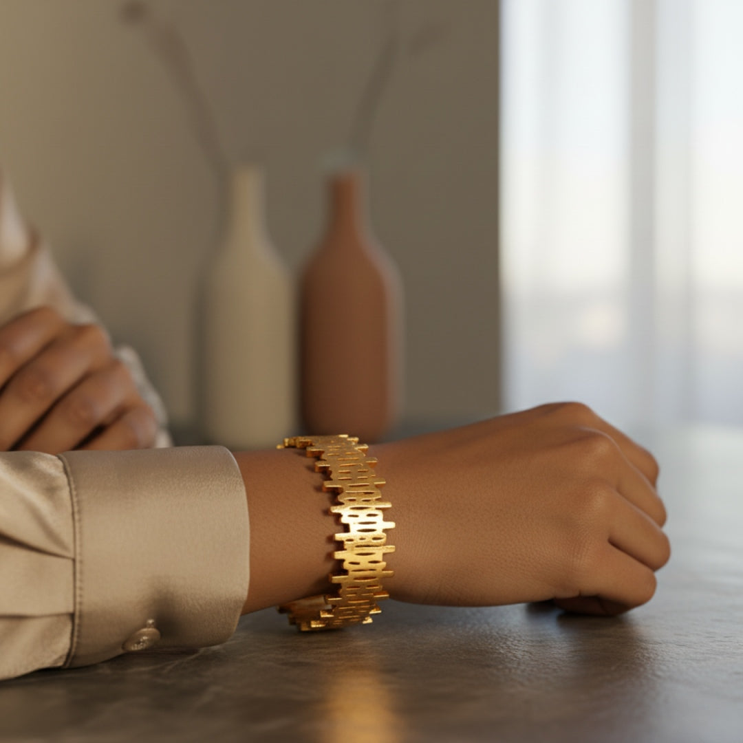 Designer Interlock Pattern Gold Bangle – Anti Tarnish Finish