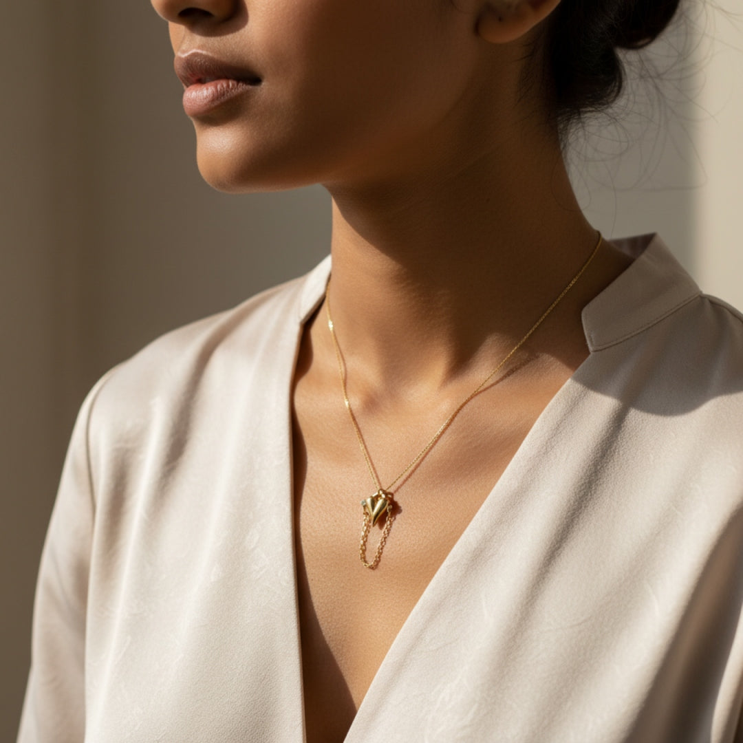 Golden Droplet Heart Pendant Necklace – Anti-Tarnish