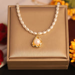 Load image into Gallery viewer, Royal Pearl Glow Anti-Tarnish Necklace
