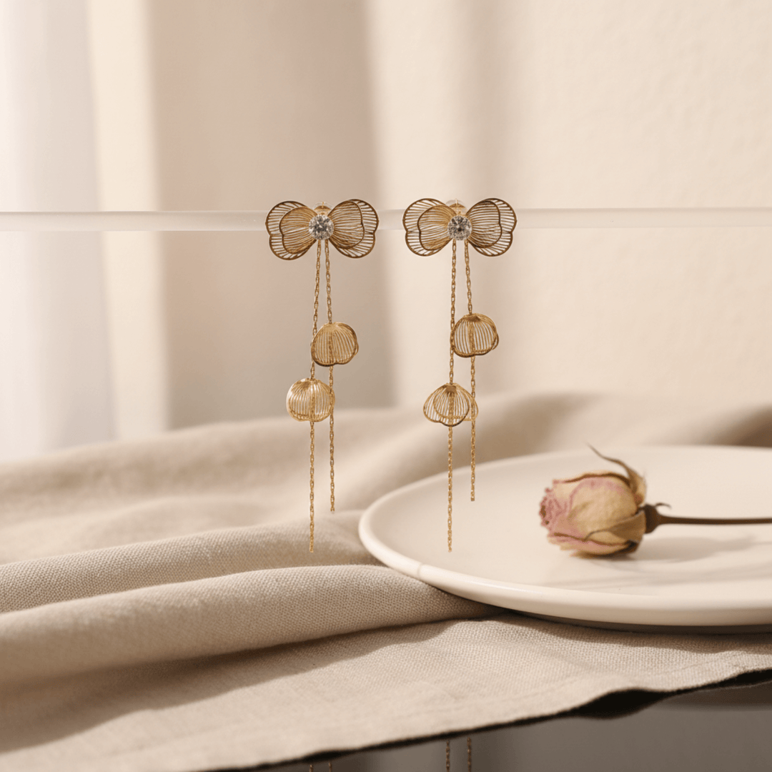 blooming-petal-dangler-earrings-seg-308