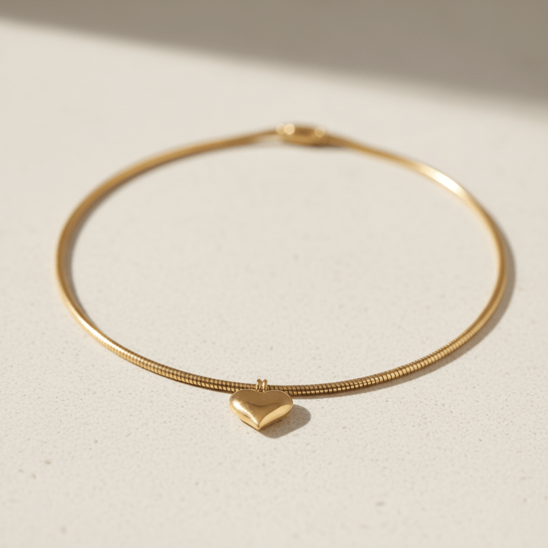Golden Heart Charm Choker – Anti-Tarnish Stainless Steel Necklace