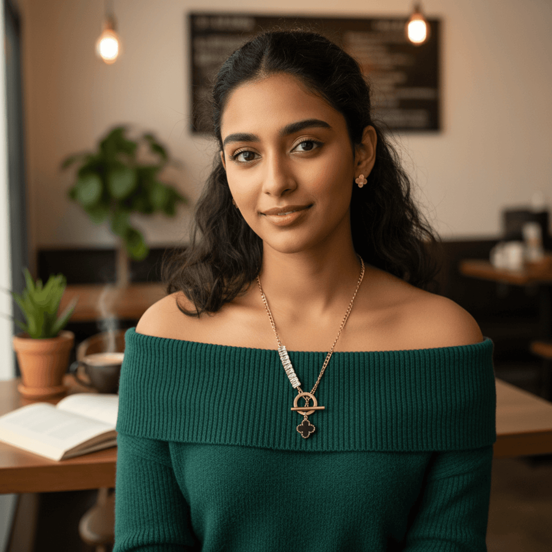 Elegant Clover Charm Necklace Set